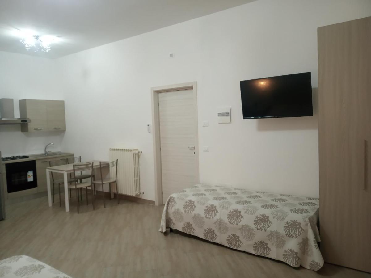 Mediterranea Guest House Porto Cesareo Eksteriør billede